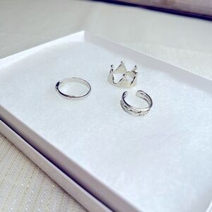 NWOT Never Worn, Set of 3 Adjustable Silver Colored Rings